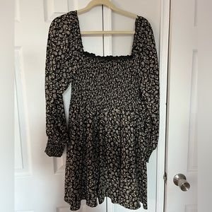 Long Sleeve Ruched Printed Dress